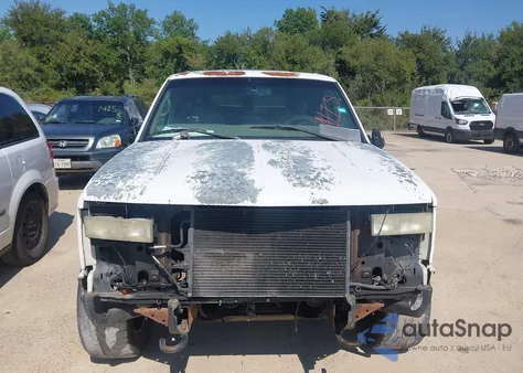 1999 Chevrolet Suburban 1500 Lt z USA, uszkodzony, nr VIN 1GNFK16R2XJ491229